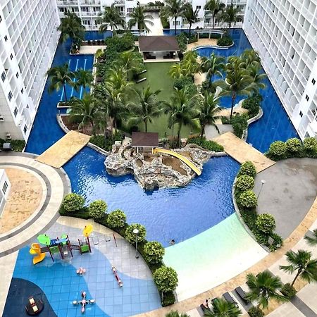 Mall Of Asia Shore Dynastel Staycation Пасай Екстер'єр фото